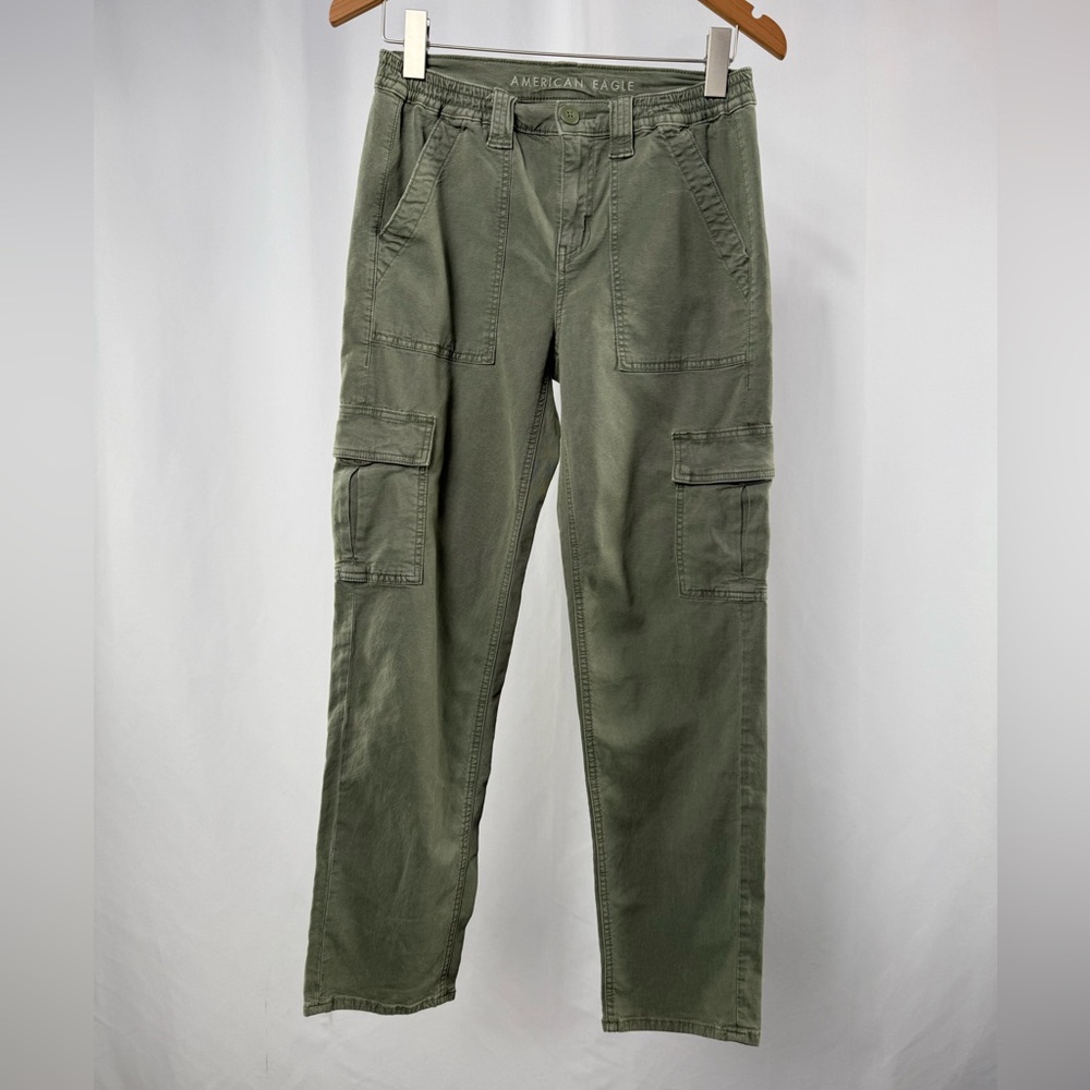 American Eagle Cargo Stretch Straight Pants in Green Size 2 Regular - Picture 3 of 11